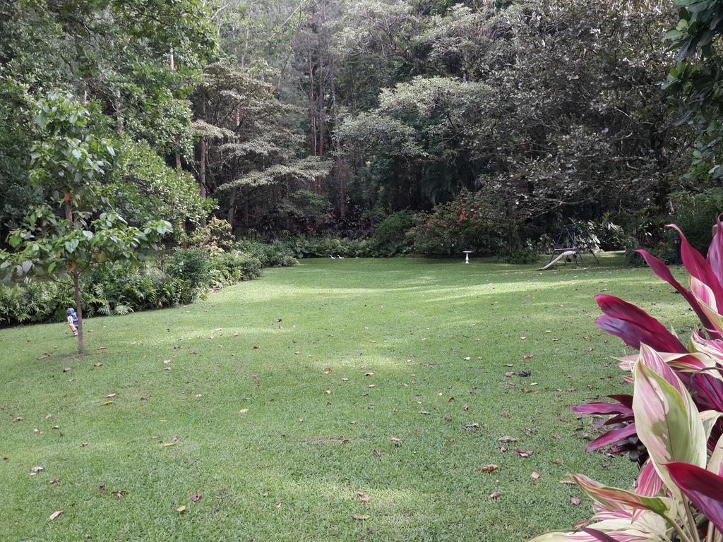 Park Eden Bed & Breakfast Los Llanitos Экстерьер фото